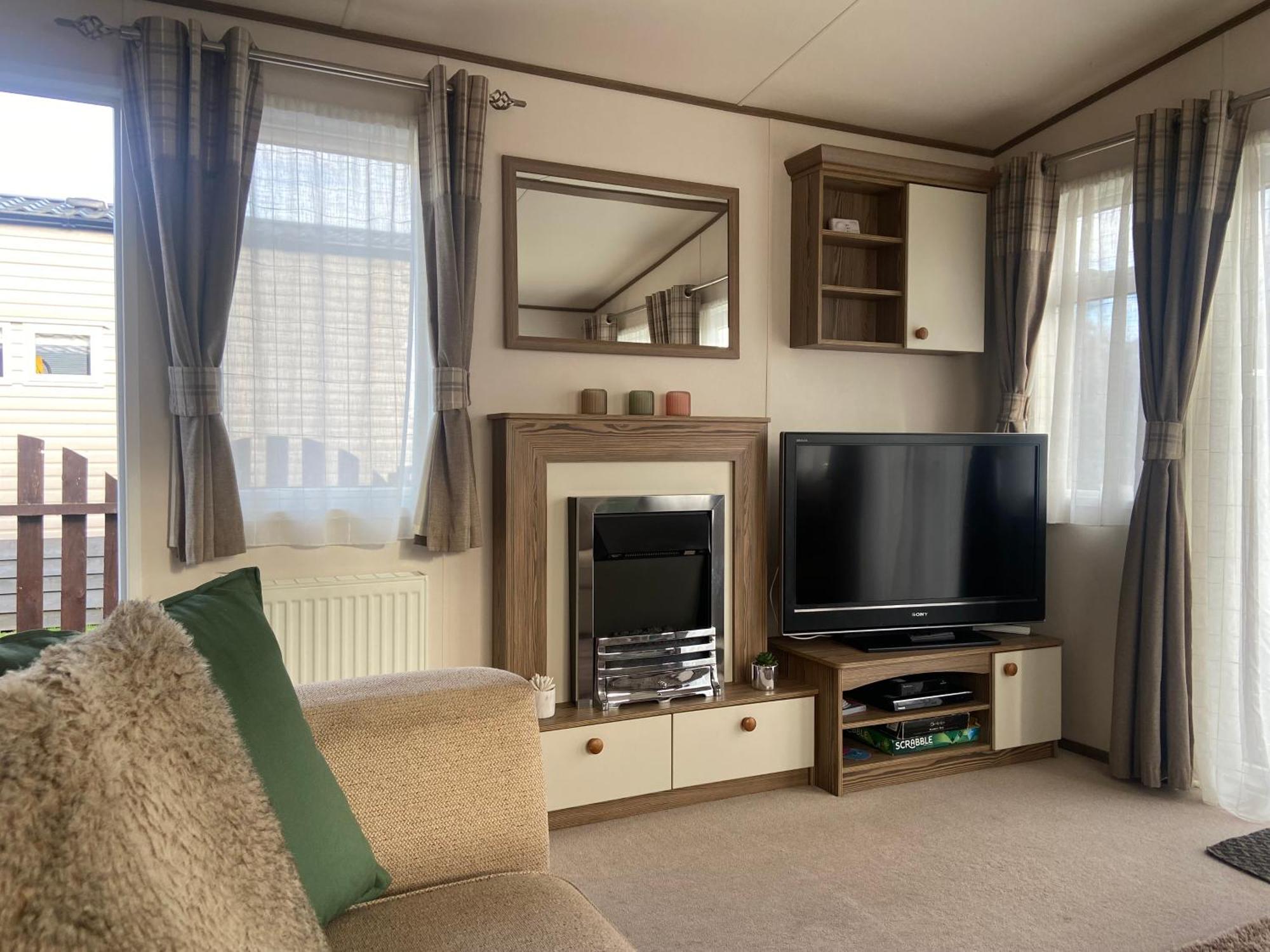 The Monarch Lodge ,Aviemore Holiday Park Экстерьер фото