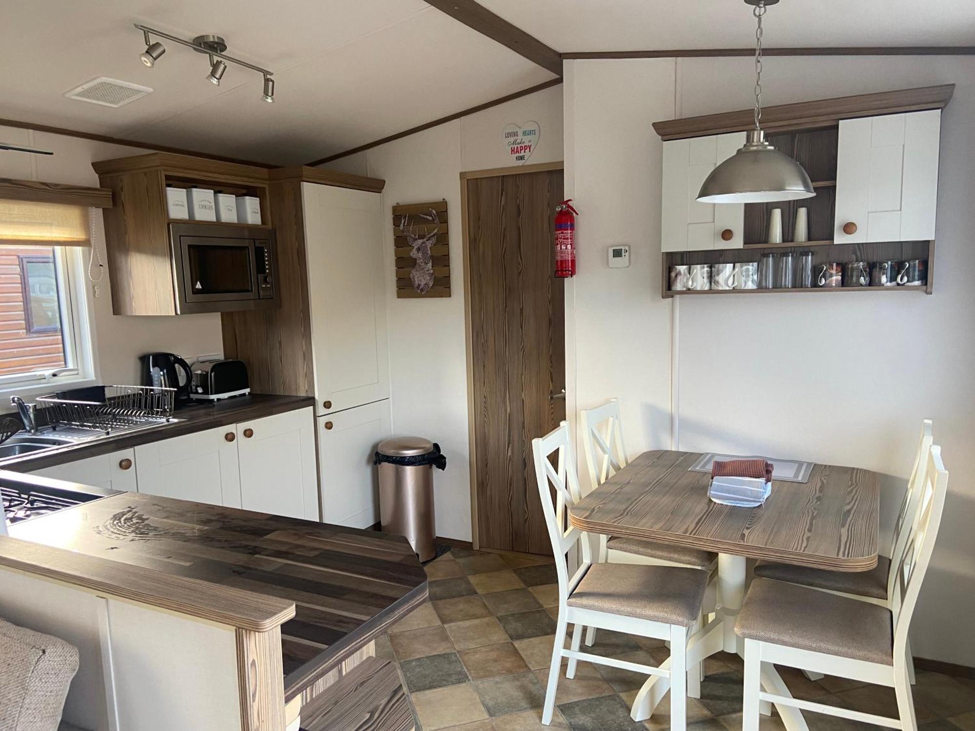 The Monarch Lodge ,Aviemore Holiday Park Экстерьер фото
